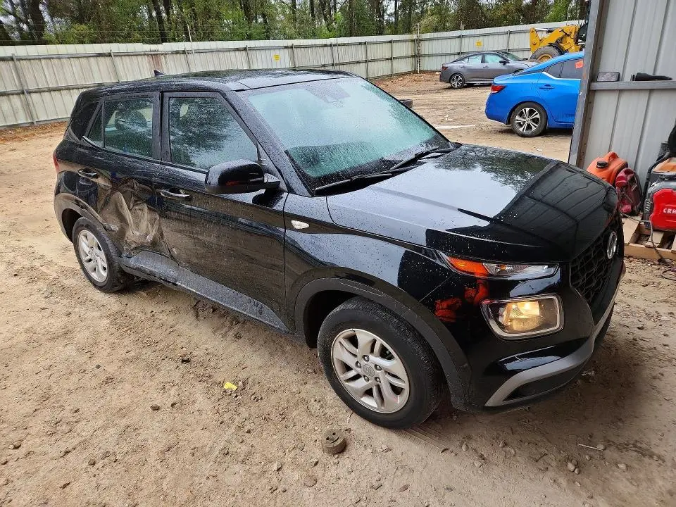 2022 HYUNDAI VENUE SE  