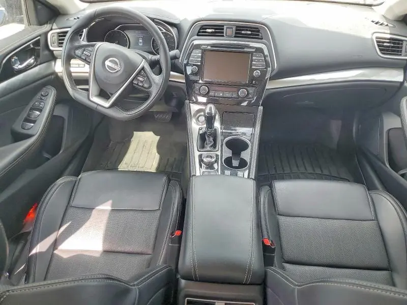 2023 NISSAN MAXIMA SV  