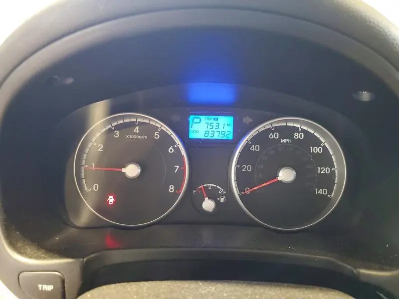 2011 HYUNDAI ACCENT GLS  