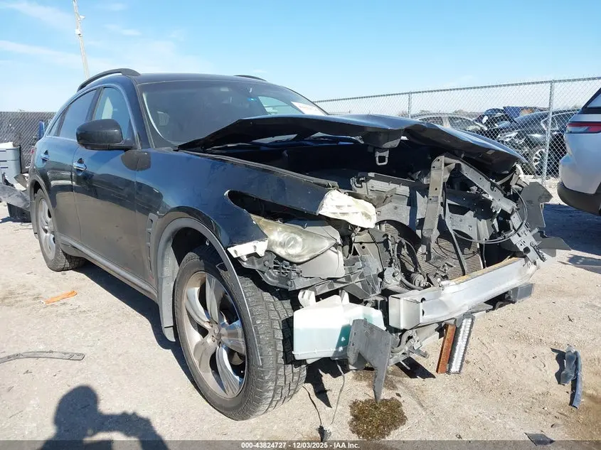 2011 INFINITI FX35  