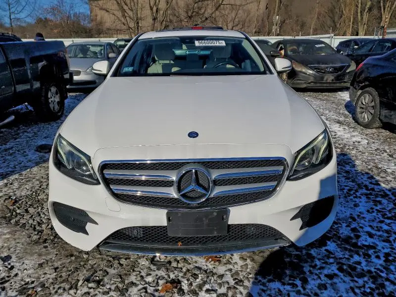 2017 MERCEDES-BENZ E 300  