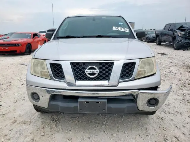 2010 NISSAN FRONTIER CREW CAB SE  