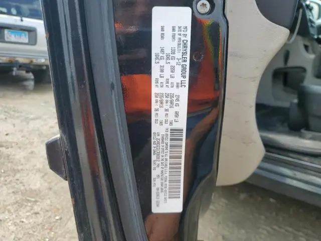 2012 DODGE GRAND CARAVAN SXT  