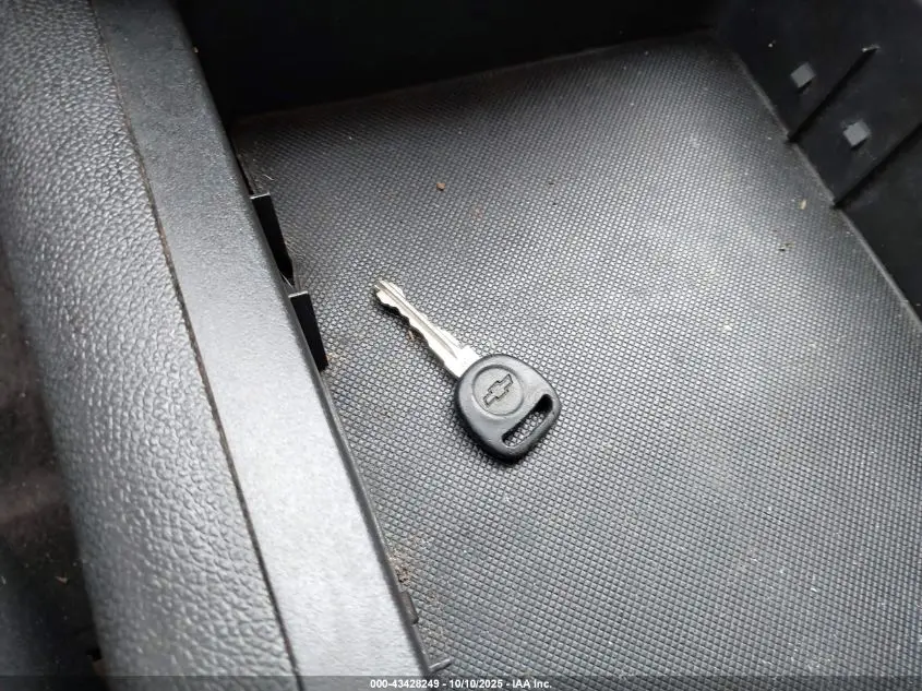 2011 CHEVROLET TAHOE K1500 LS