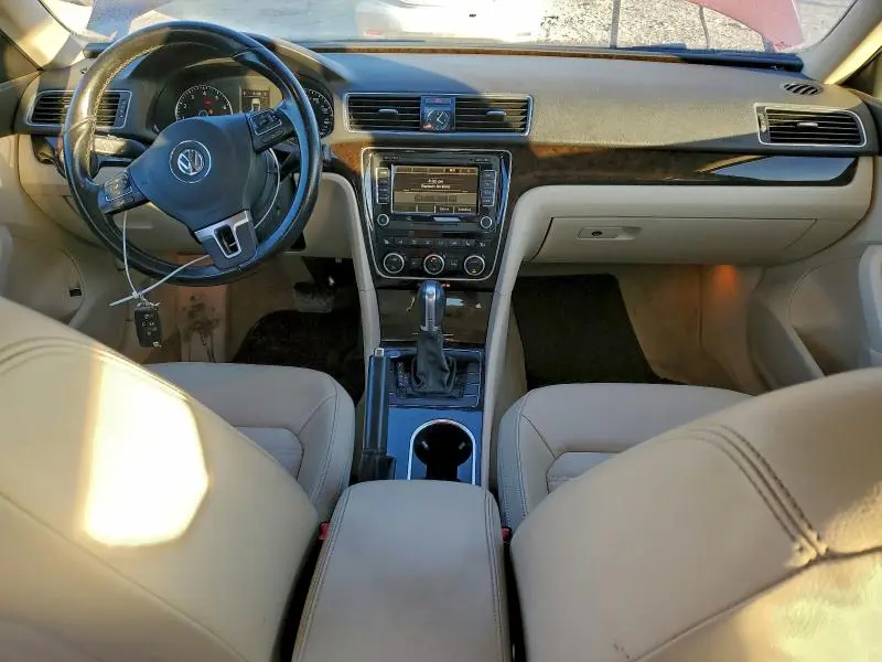 2015 VOLKSWAGEN PASSAT SEL  