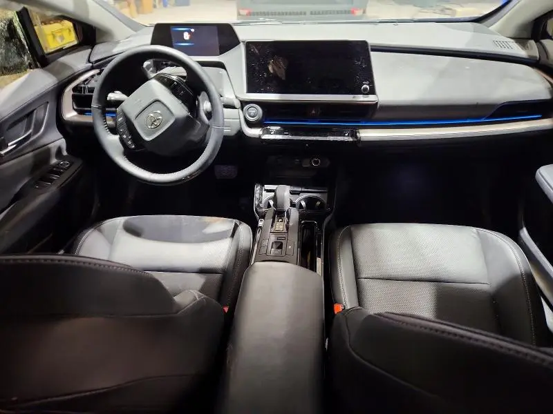 2024 TOYOTA PRIUS XLE  