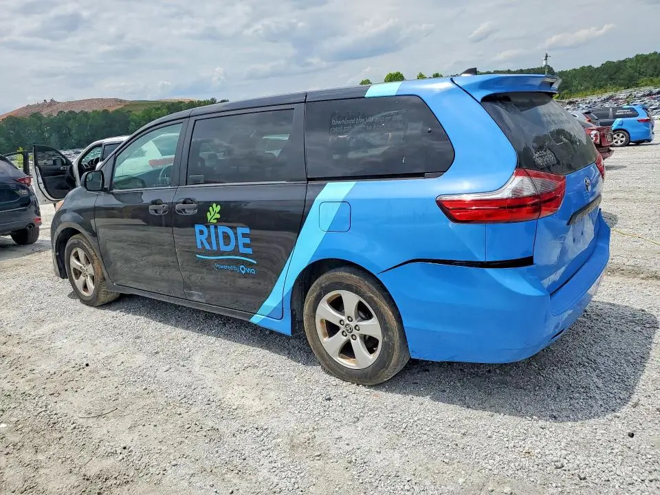 2020 TOYOTA SIENNA L  