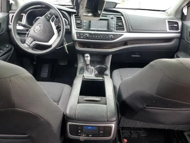 2014 TOYOTA HIGHLANDER LE  