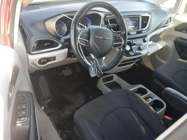 2020 CHRYSLER VOYAGER LX  