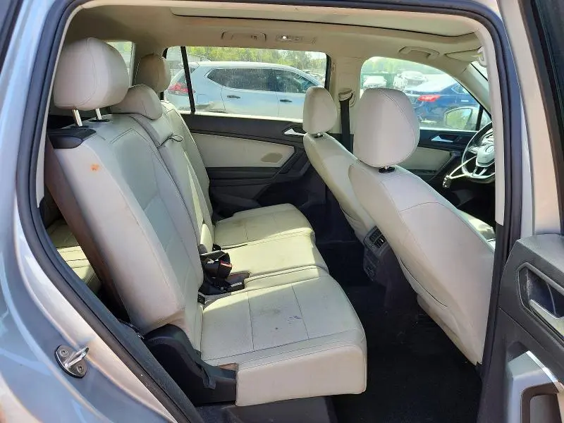 2019 VOLKSWAGEN TIGUAN SE  