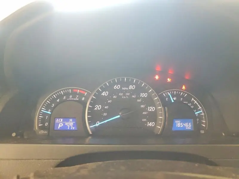 2013 TOYOTA CAMRY LE  