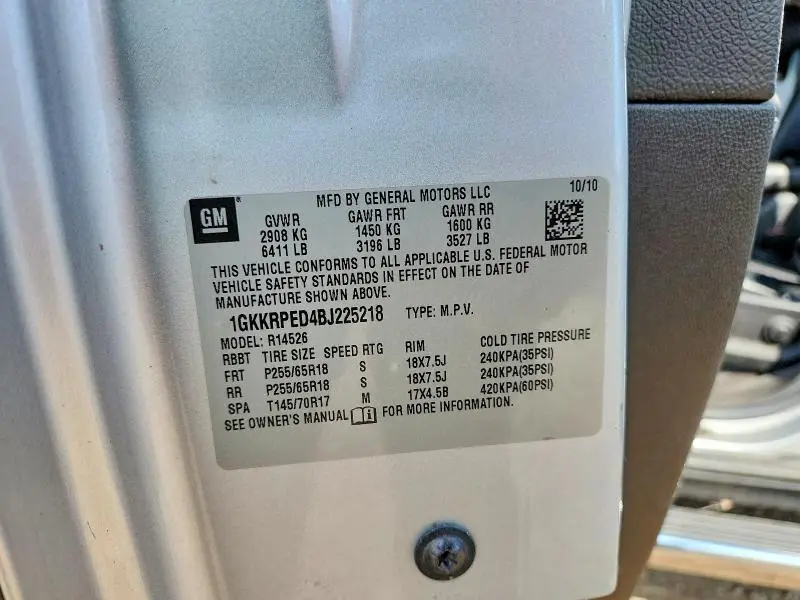 2011 GMC ACADIA SLE  