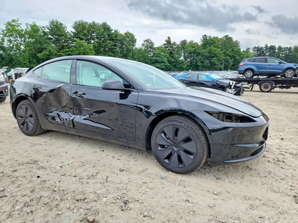 2026 TESLA MODEL 3   