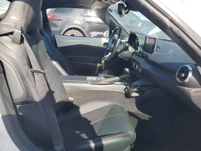 2019 MAZDA MX-5 MIATA GRAND TOURING  