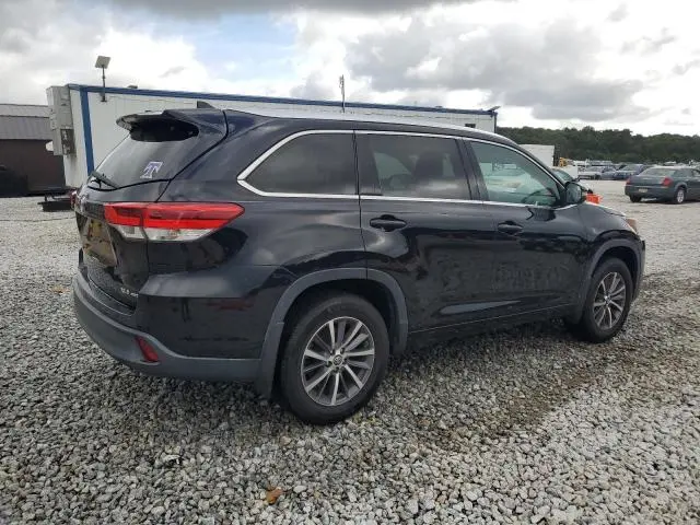 2018 TOYOTA HIGHLANDER SE  