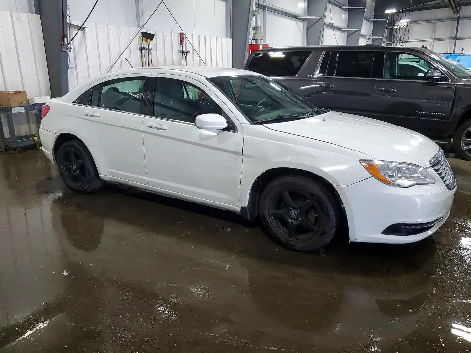2014 CHRYSLER 200 LX  