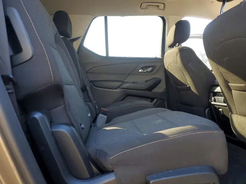 2020 CHEVROLET TRAVERSE LT  