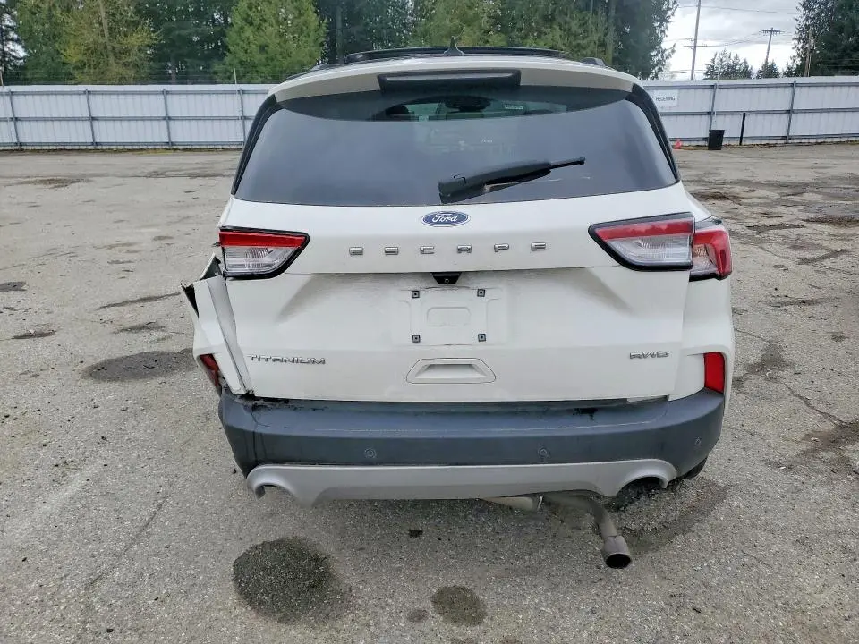 2021 FORD ESCAPE TITANIUM  