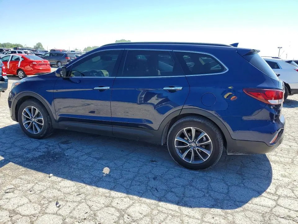 2017 HYUNDAI SANTA FE SE  