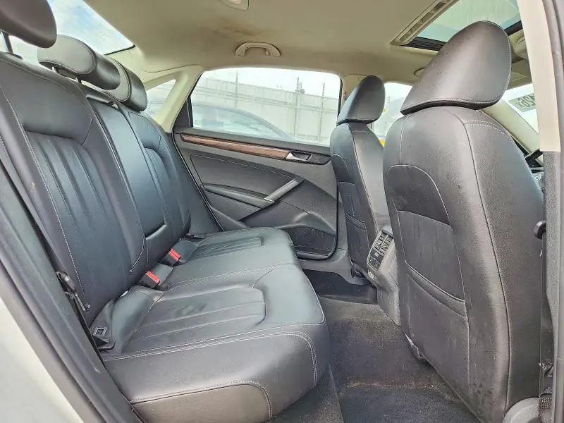 2020 VOLKSWAGEN PASSAT SEL  