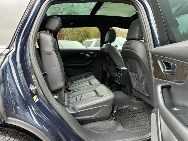 2025 AUDI Q7 PREMIUM  