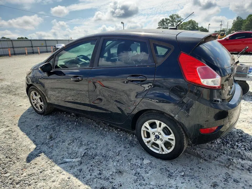 2016 FORD FIESTA SE  