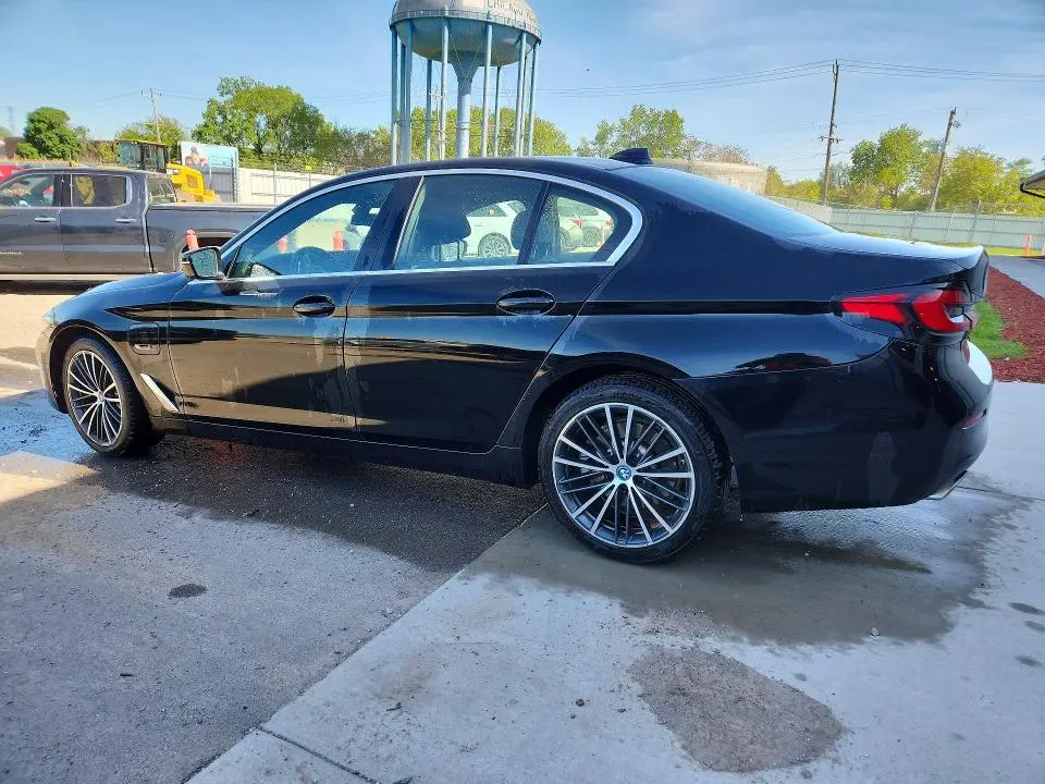 2023 BMW 530E   