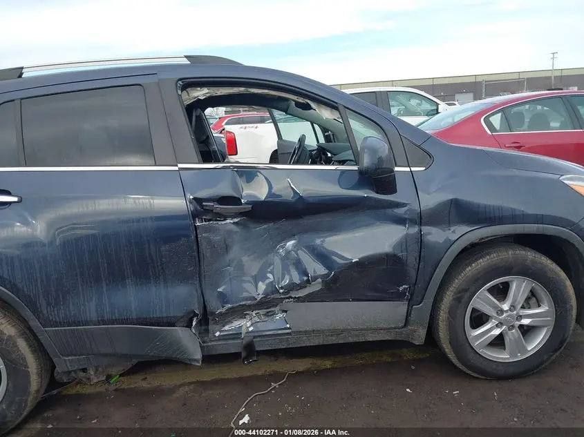 2018 CHEVROLET TRAX LT