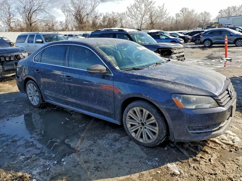2012 VOLKSWAGEN PASSAT SE  