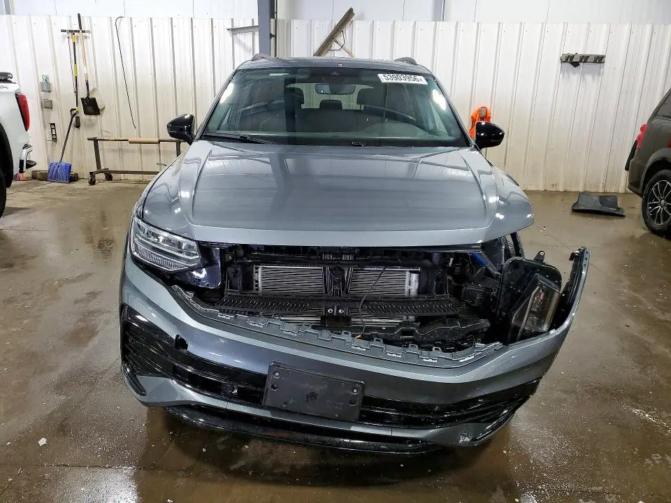 2024 VOLKSWAGEN TIGUAN SE R-LINE BLACK  