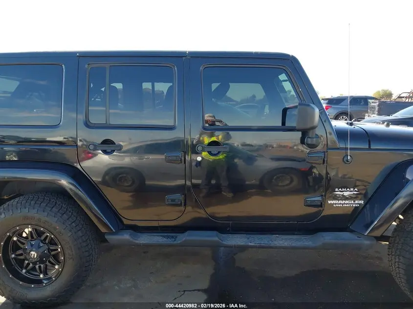 2012 JEEP WRANGLER UNLIMITED SAHARA