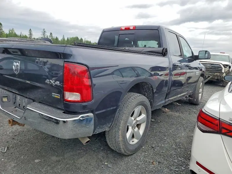 2013 RAM 1500 SLT  