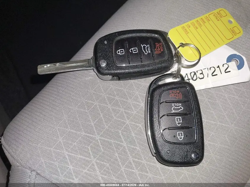 2018 HYUNDAI TUCSON SE