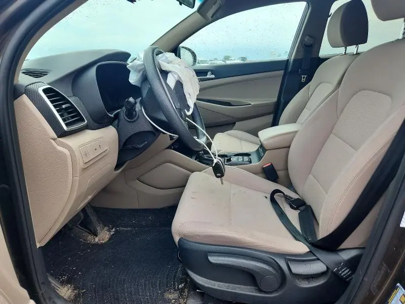 2020 HYUNDAI TUCSON SE  