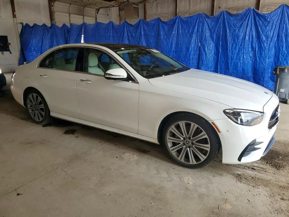 2022 MERCEDES-BENZ E 350  