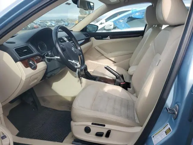 2012 VOLKSWAGEN PASSAT SEL  