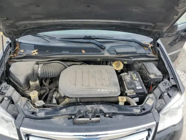 2013 CHRYSLER TOWN & COUNTRY TOURING  