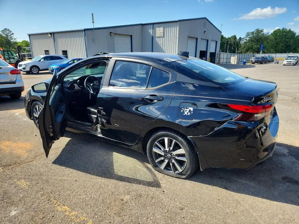 2020 NISSAN VERSA SV  