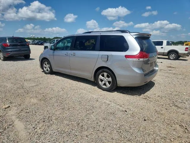 2011 TOYOTA SIENNA LE  