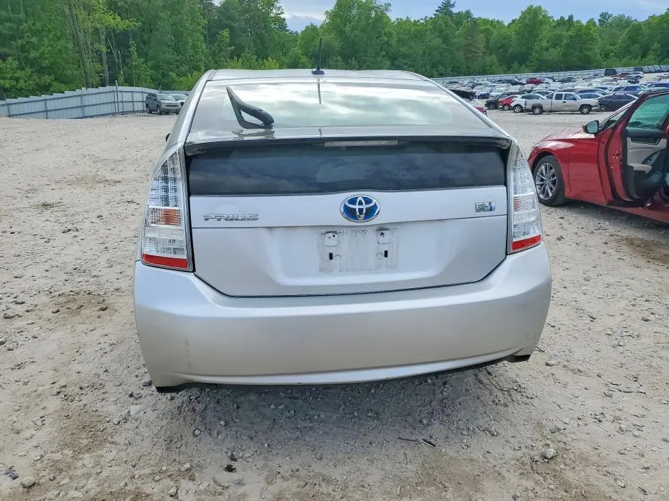 2010 TOYOTA PRIUS II  