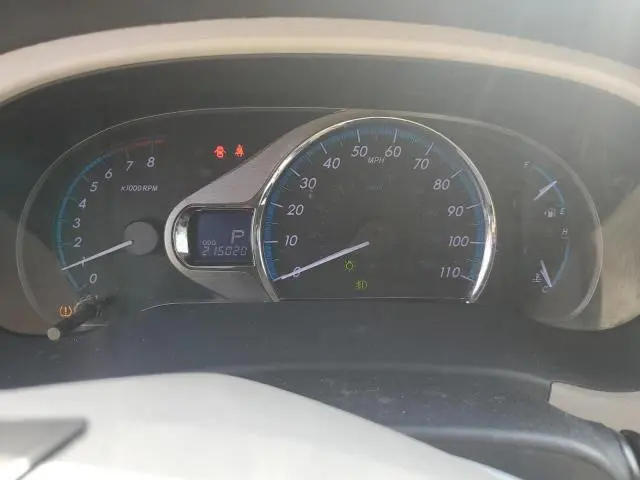 2011 TOYOTA SIENNA XLE  