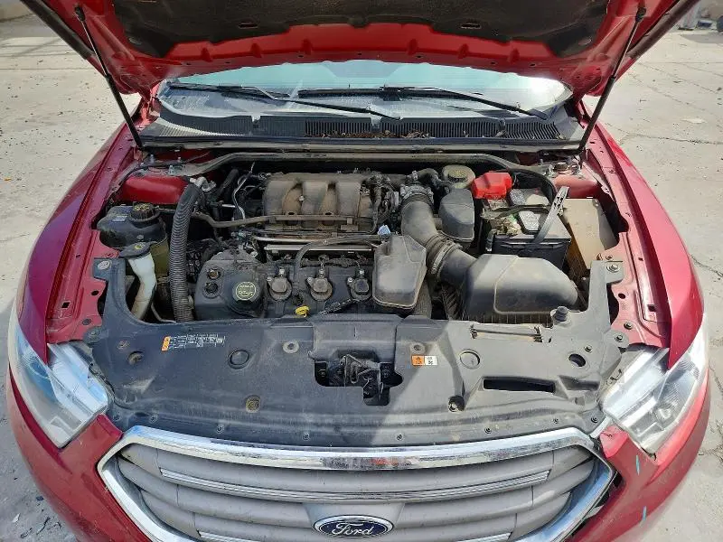 2017 FORD TAURUS SEL  