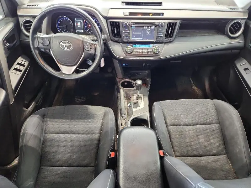 2016 TOYOTA RAV4 XLE  