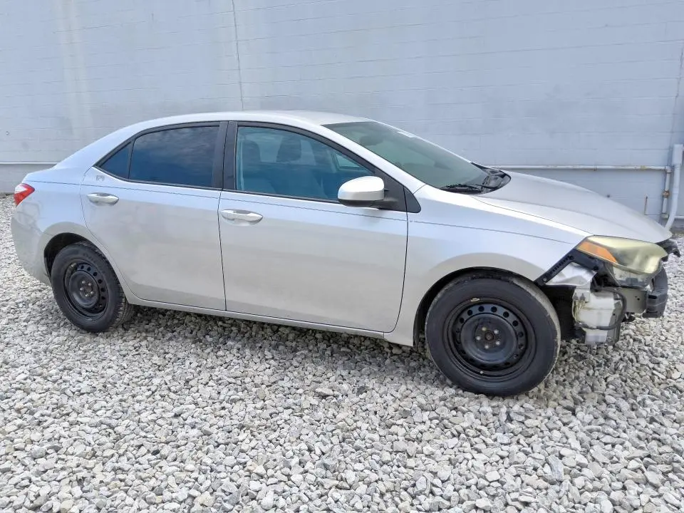 2015 TOYOTA COROLLA LE  