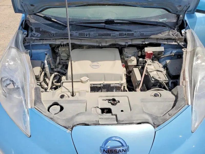 2015 NISSAN LEAF S  