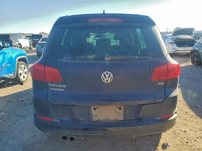 2016 VOLKSWAGEN TIGUAN S  