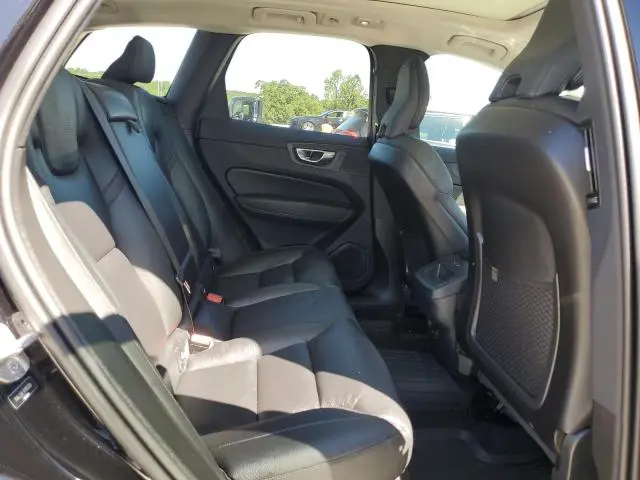 2024 VOLVO XC60 PLUS