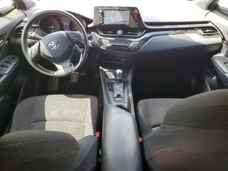 2018 TOYOTA C-HR XLE PREMIUM  