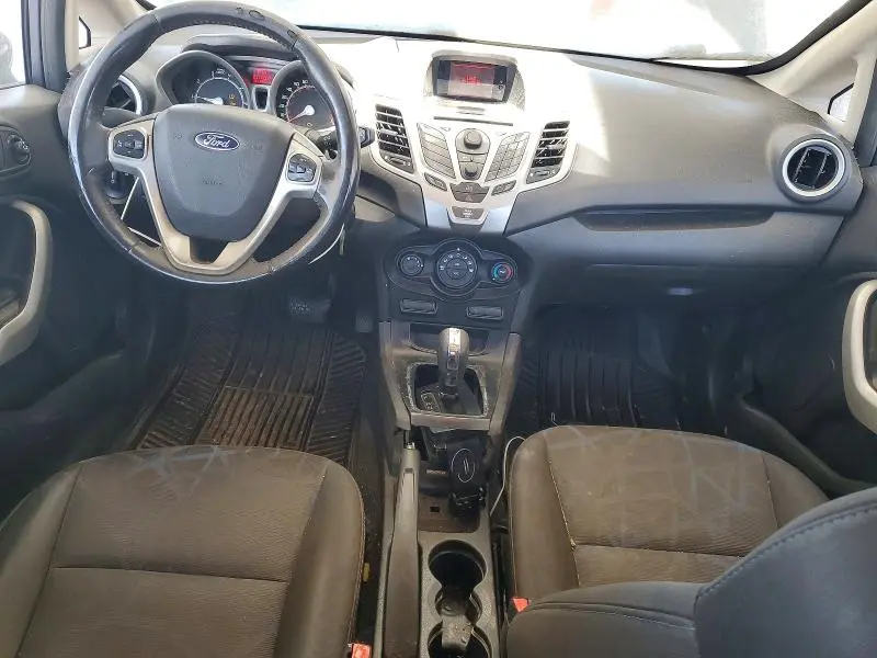 2013 FORD FIESTA SE  