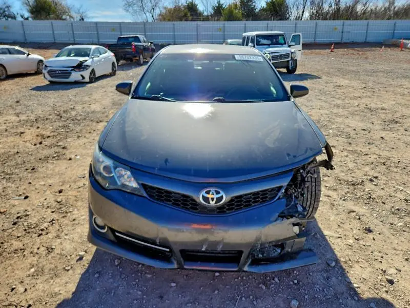 2014 TOYOTA CAMRY L  